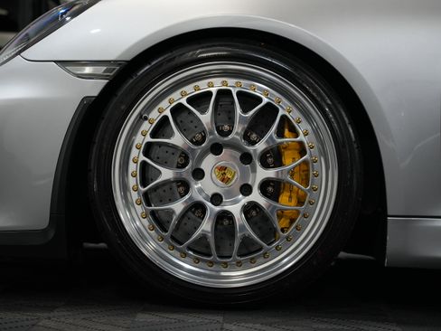 Used 2016 Porsche Cayman GT4 image 49