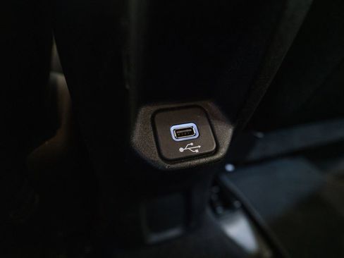 Used 2020 Jeep Renegade Altitude AWD/4WD image 32