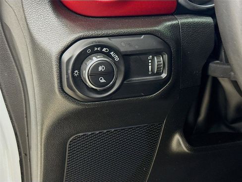 Used 2023 Jeep Gladiator Rubicon w/ LED Lighting Group image 10