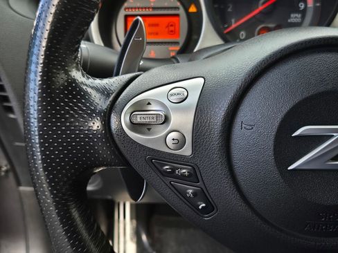 Used 2020 Nissan 370Z Touring Sport image 37
