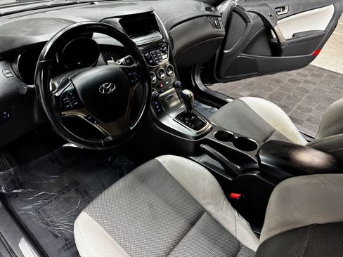 Used 2016 Hyundai Genesis 3.8 image 31