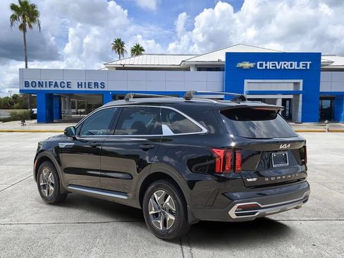 Used 2022 Kia Sorento S FWD image 3