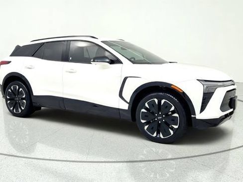 Used 2024 Chevrolet Blazer EV RS AWD/4WD image 1