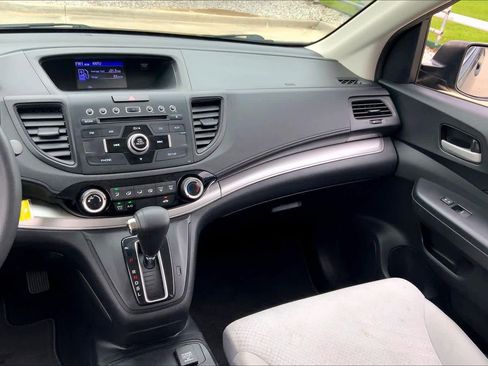 Used 2016 Honda CR-V SE image 7