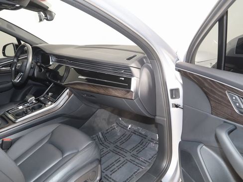 Used 2021 Audi Q7 3.0T Premium Plus w/ Premium Plus Package image 43