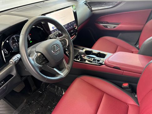 Certified 2026 Lexus NX 350h AWD w/ Accessory Package (2T) image 11