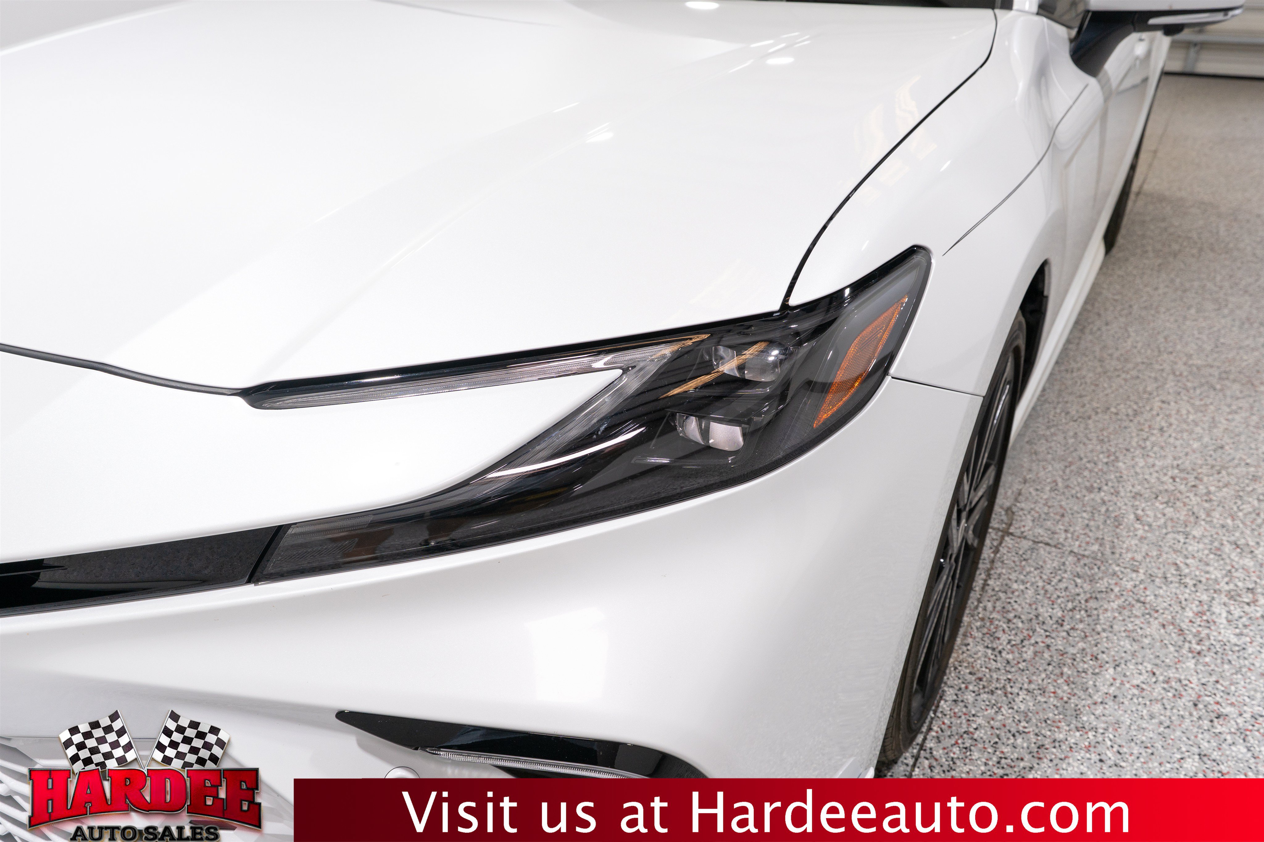 Used 2025 Toyota Camry XSE w/ Premium Plus Package FWD image 8