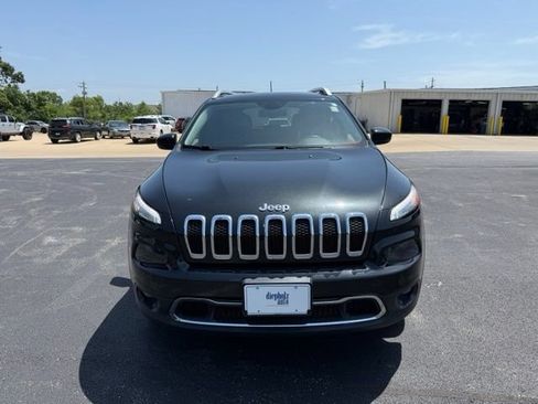 Used 2016 Jeep Cherokee Limited AWD/4WD image 2