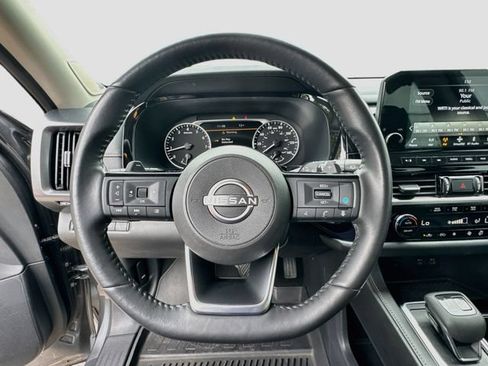 Used 2023 Nissan Pathfinder SL w/ SL Premium Package AWD/4WD image 14