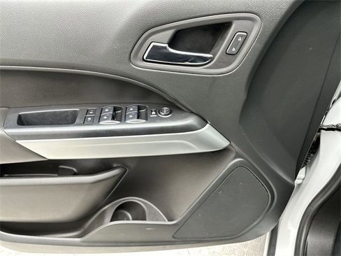 Used 2022 Chevrolet Colorado ZR2 image 13