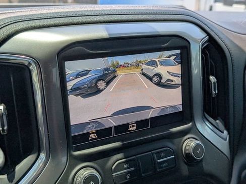 Used 2021 Chevrolet Silverado 1500 LT Trail Boss w/ Convenience Package II AWD/4WD image 22
