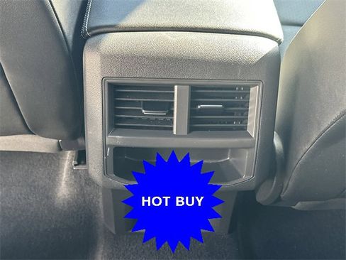 Certified 2022 Volkswagen Atlas Cross Sport SE image 14