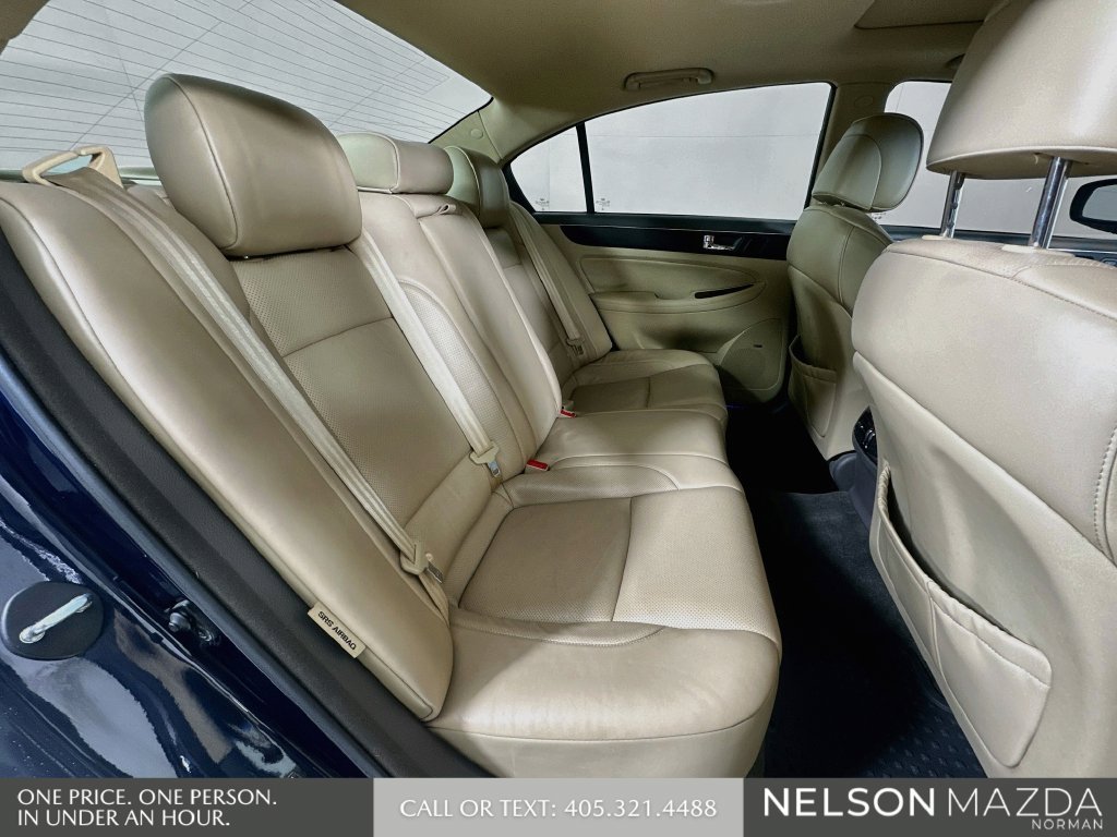 Used 2010 Hyundai Genesis 4.6 RWD image 30
