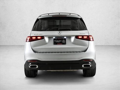 Certified 2026 Mercedes-Benz GLS 450 4MATIC image 7