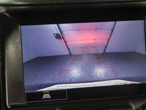 Used 2023 GMC Terrain AT4 image 18