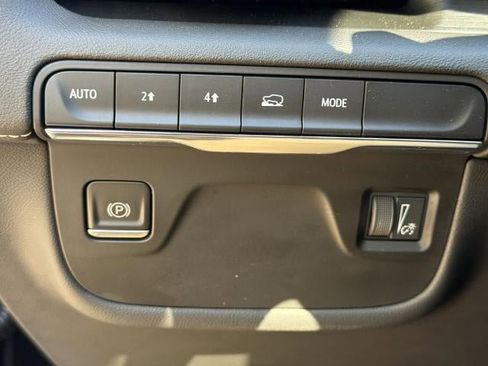 Certified 2021 Cadillac Escalade ESV Premium Luxury AWD/4WD image 37