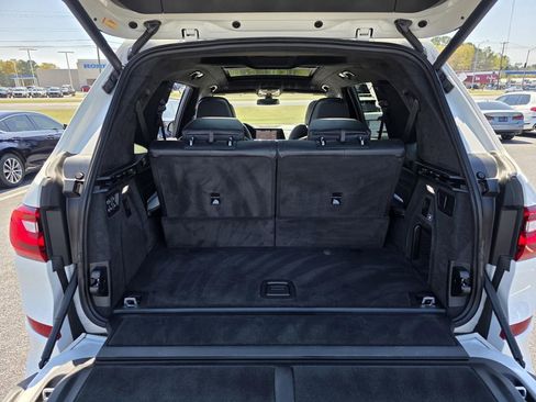 Used 2021 BMW X7 xDrive40i w/ M Sport Package image 10