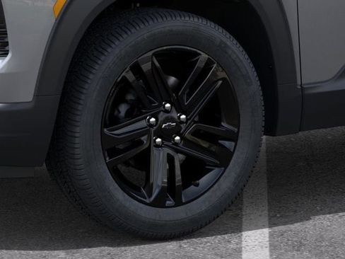 New 2026 Chevrolet TrailBlazer LT w/ Midnight Edition AWD/4WD image 9