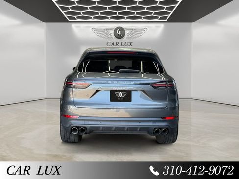Used 2019 Porsche Cayenne S AWD/4WD image 4