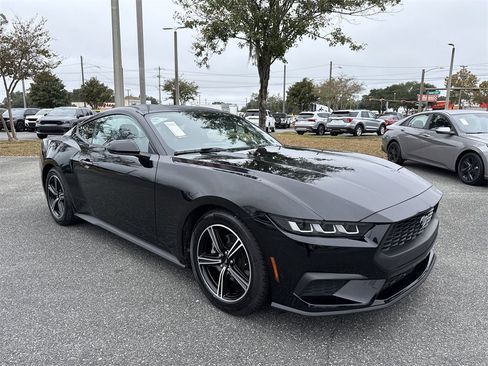 Used 2024 Ford Mustang EcoBoost image 1