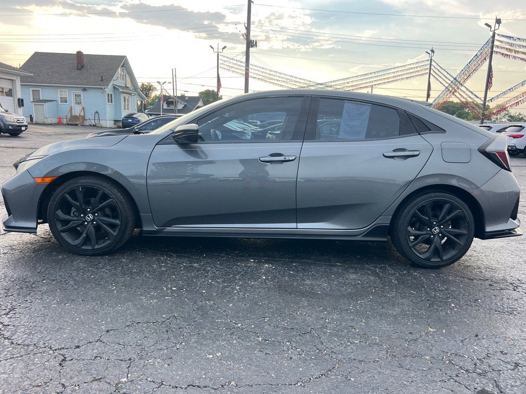 Used 2017 Honda Civic Sport Touring image 3