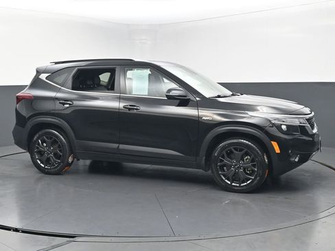 Used 2021 Kia Seltos EX AWD/4WD image 14