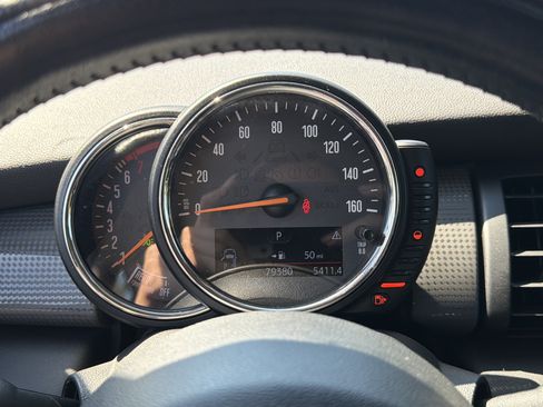 Used 2016 MINI Cooper 4-Door Hardtop FWD image 10