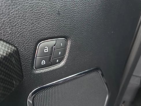 Used 2019 Ford F250 Lariat w/ Lariat Ultimate Package image 28