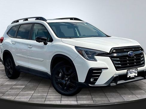 Used 2023 Subaru Ascent Onyx Edition Limited AWD/4WD image 3