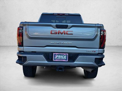 Used 2024 GMC Sierra 2500 AT4 w/ AT4 Premium Plus Package AWD/4WD image 6