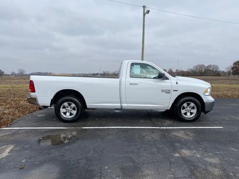 Used 2020 RAM 1500 Classic SLT image 8