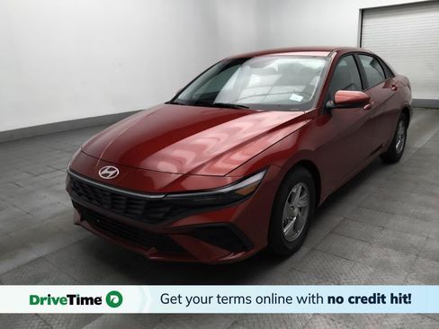 Used 2025 Hyundai Elantra SE FWD image 1