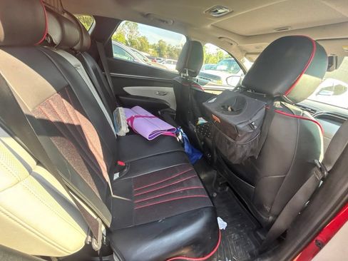 Used 2023 Hyundai Tucson SEL w/ Convenience Package AWD/4WD image 11