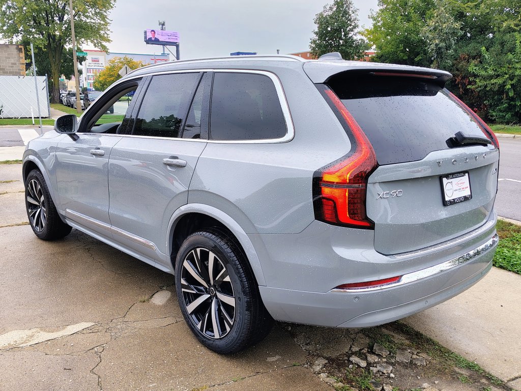 New 2027 Volvo XC90 B5 Core AWD/4WD image 9