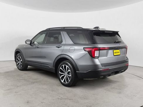 Used 2026 Ford Explorer ST-Line AWD/4WD image 7