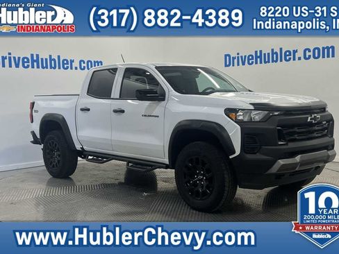 Used 2024 Chevrolet Colorado Trail Boss w/ Technology Package image 1