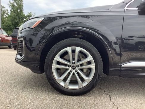 Used 2025 Audi Q7 2.0T Premium AWD/4WD image 41
