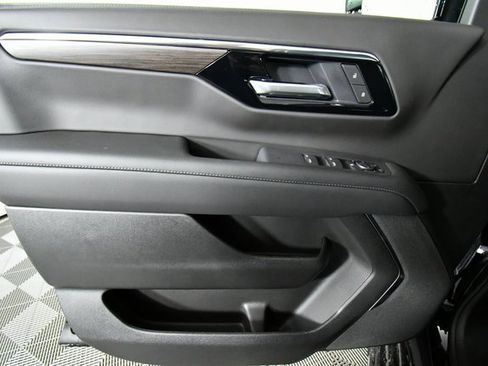 New 2026 Chevrolet Tahoe LS image 21