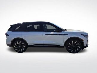 New 2026 Lincoln Nautilus Reserve w/ Jet Appearance Package video 2