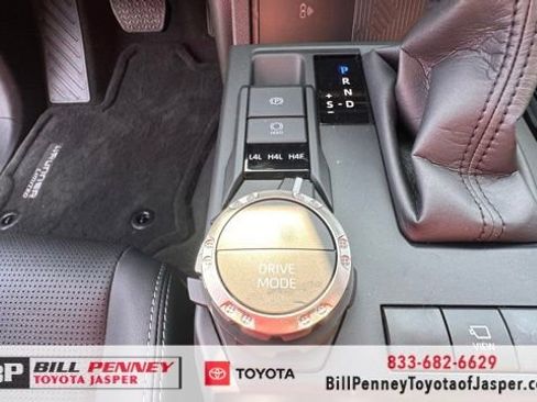 New 2026 Toyota 4Runner Limited image 16