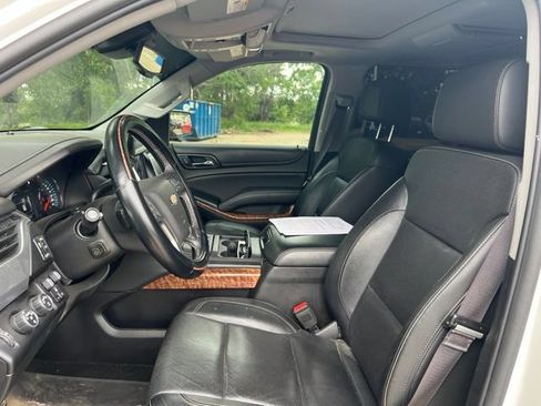 Used 2017 Chevrolet Suburban Premier AWD/4WD image 15