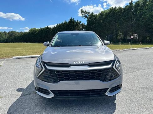 Used 2023 Kia Sportage EX FWD image 2