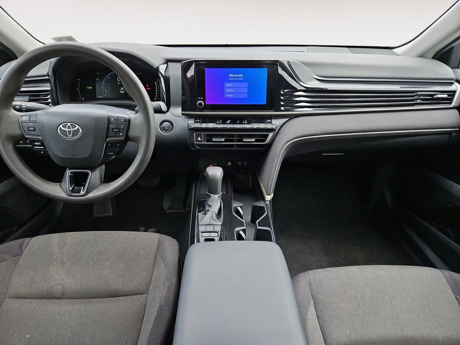 Used 2025 Toyota Camry LE FWD image 10