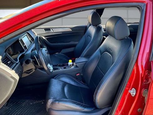 Used 2018 Hyundai Sonata Limited image 25