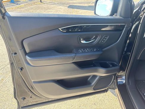 Used 2023 Honda Pilot EX-L image 9