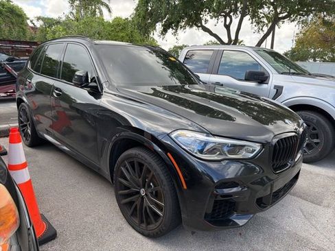 Used 2023 BMW X5 M50i w/ Executive Package image 3
