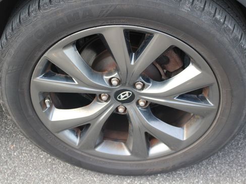 Used 2017 Hyundai Santa Fe Sport w/ 2.0T Ultimate Tech Package 05 image 13