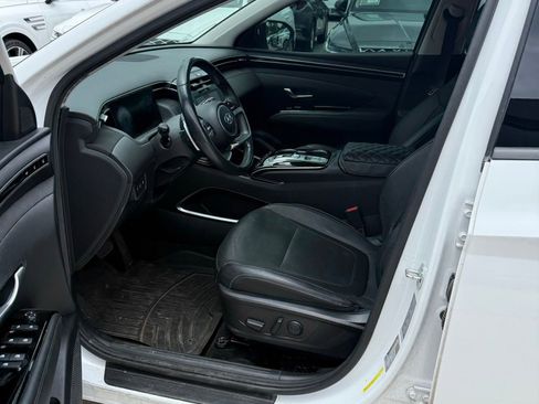 Used 2022 Hyundai Tucson Limited w/ Cargo Package FWD image 2