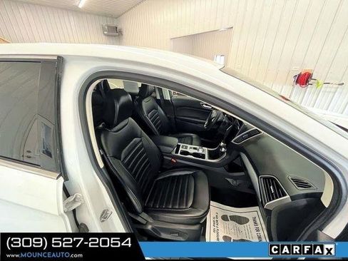 Used 2022 Ford Edge SEL image 5