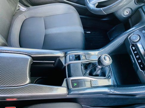 Used 2018 Honda Civic Sport image 35